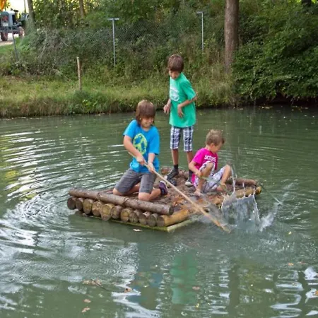 Gaestehaus Schneider *