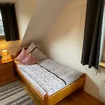 Gaestehaus Schneider Апартаменты Eppishausen
