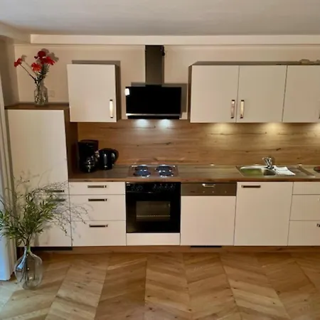 Schneider Apartment *