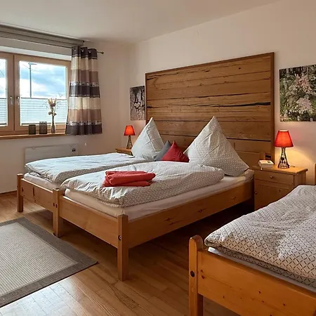 Gaestehaus Schneider Апартаменты *